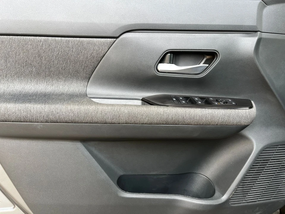 2026 Nissan Kicks - Image 20 of 31