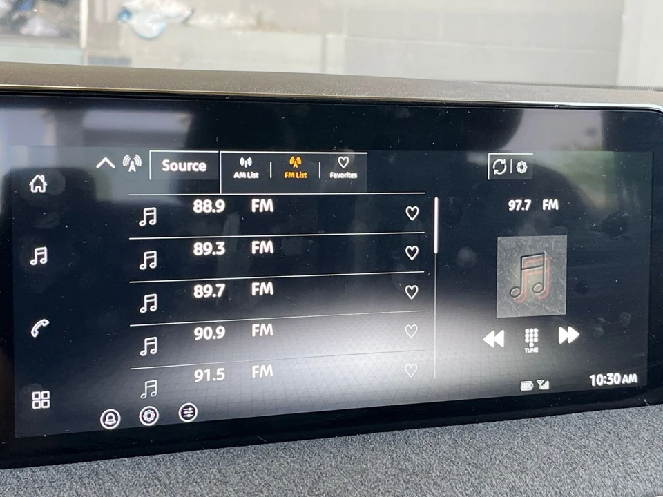 2026 Nissan Kicks - Image 23 of 31