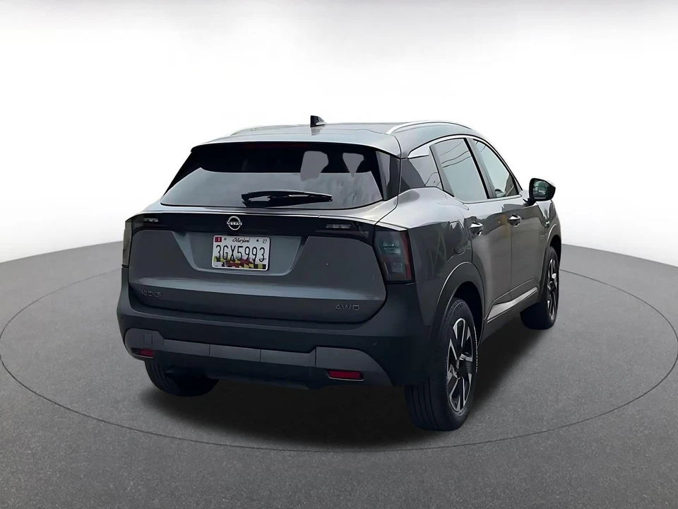 2026 Nissan Kicks - Image 16 of 31