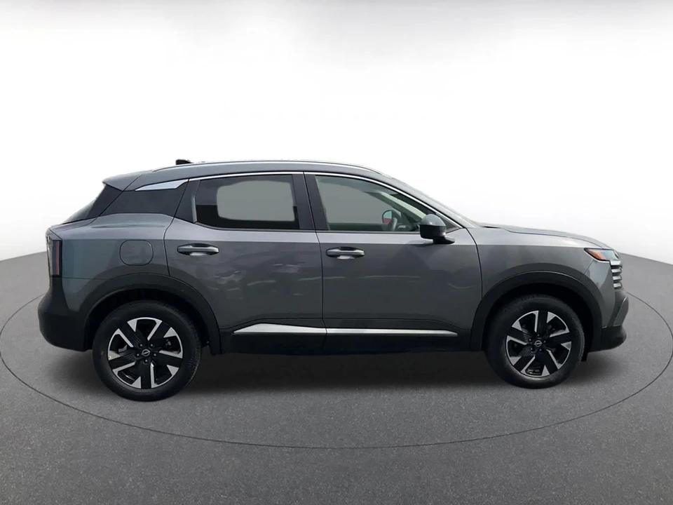 2026 Nissan Kicks - Image 18 of 31