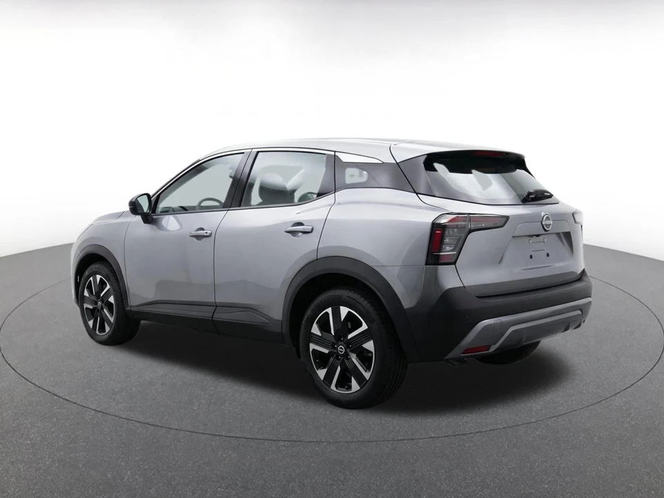 2026 Nissan Kicks - Image 8 of 24