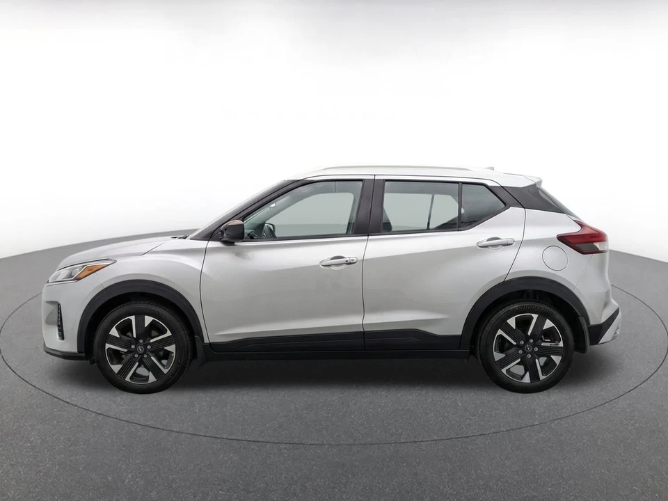 2026 Nissan Kicks - Image 4 of 24