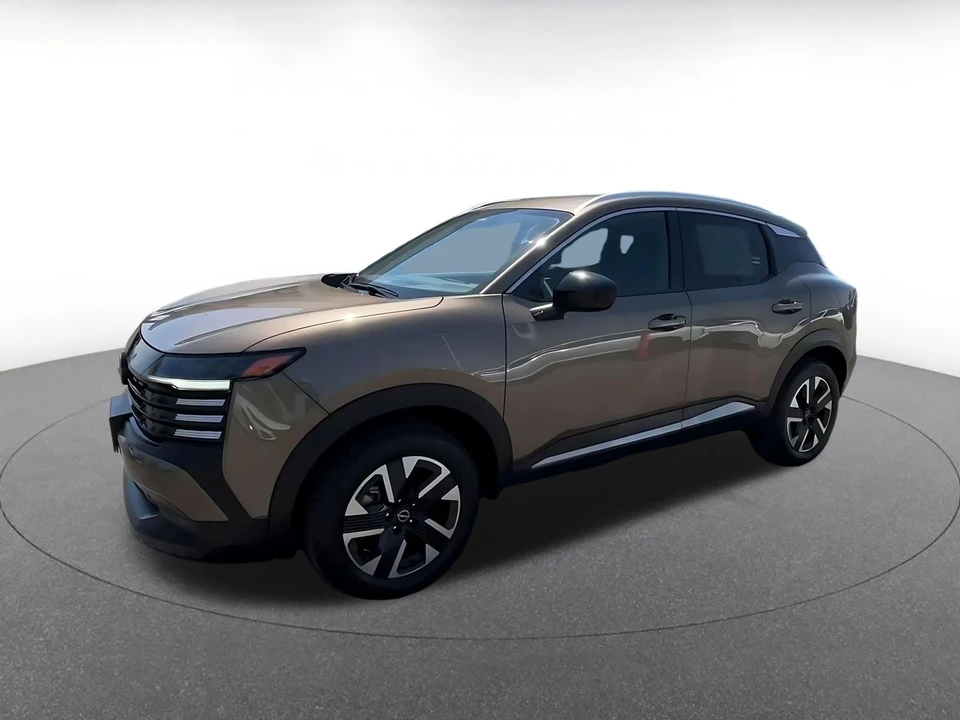 2026 Nissan Kicks - Image 9 of 31