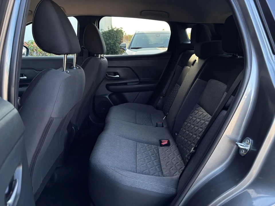 2026 Nissan Kicks - Image 27 of 31