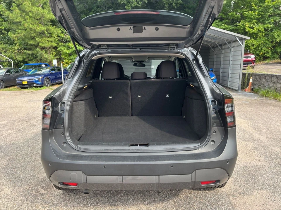 2026 Nissan Kicks - Image 29 of 31
