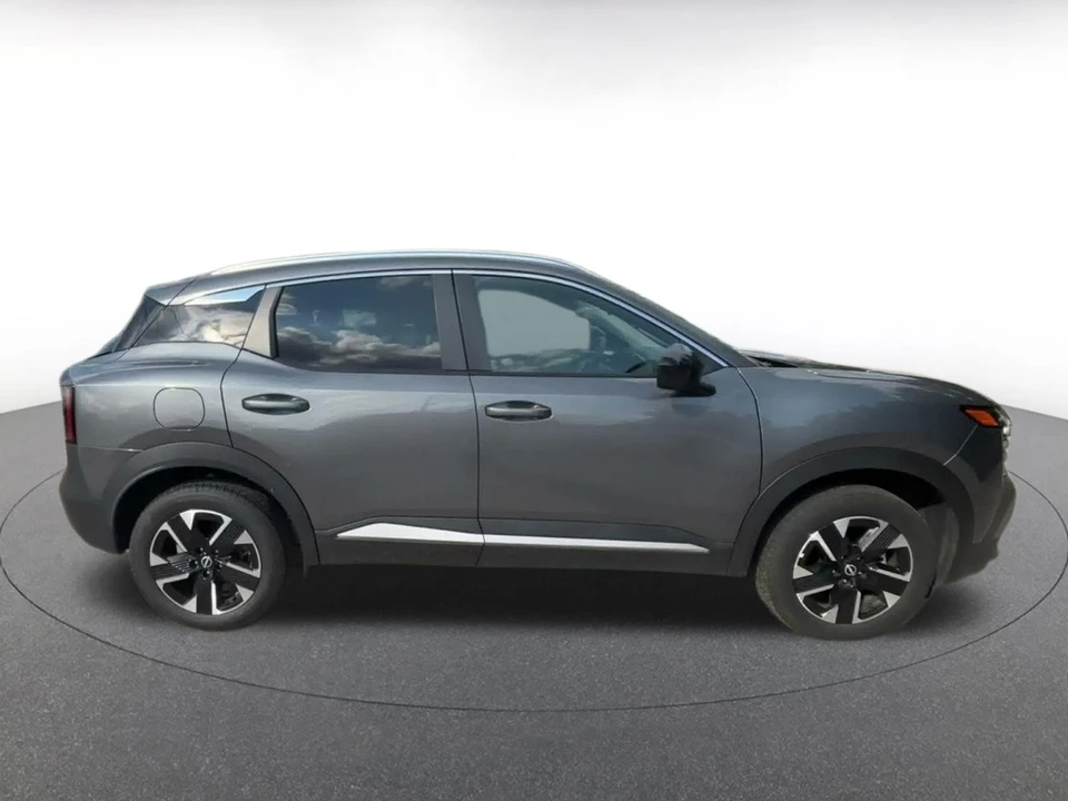 2026 Nissan Kicks - Image 17 of 31