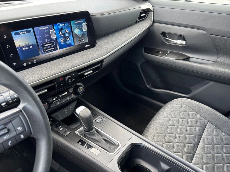 2026 Nissan Kicks - Image 19 of 31