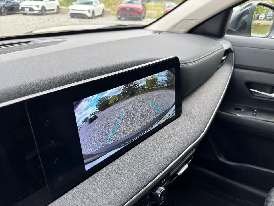 2026 Nissan Kicks - Image 24 of 31