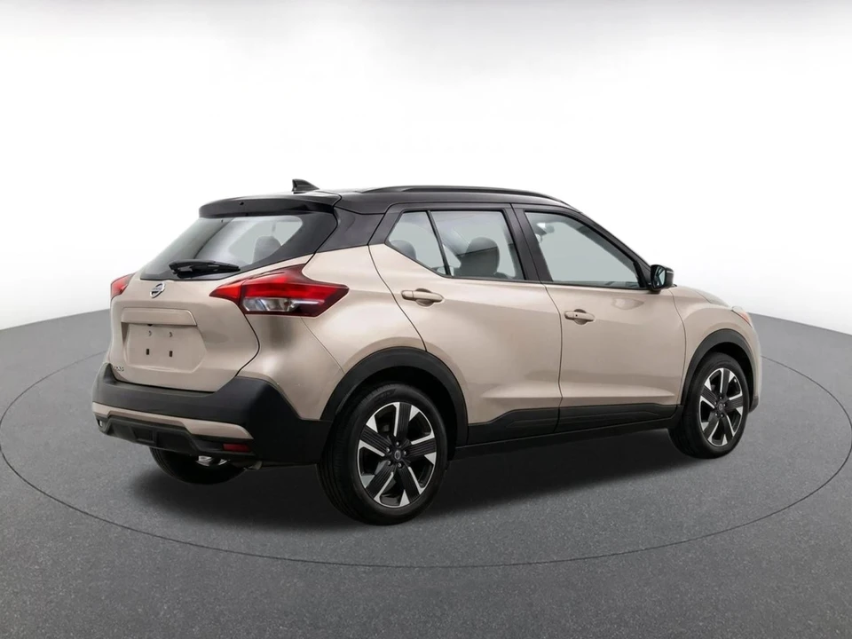 2026 Nissan Kicks - Image 11 of 24
