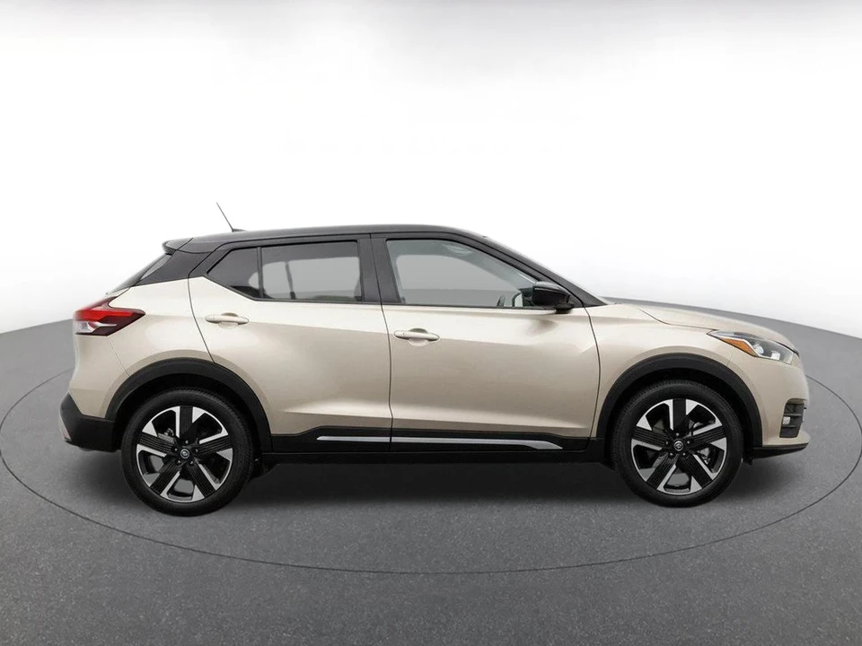 2026 Nissan Kicks - Image 12 of 24