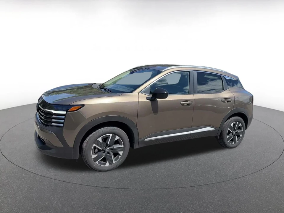 2026 Nissan Kicks - Image 7 of 31