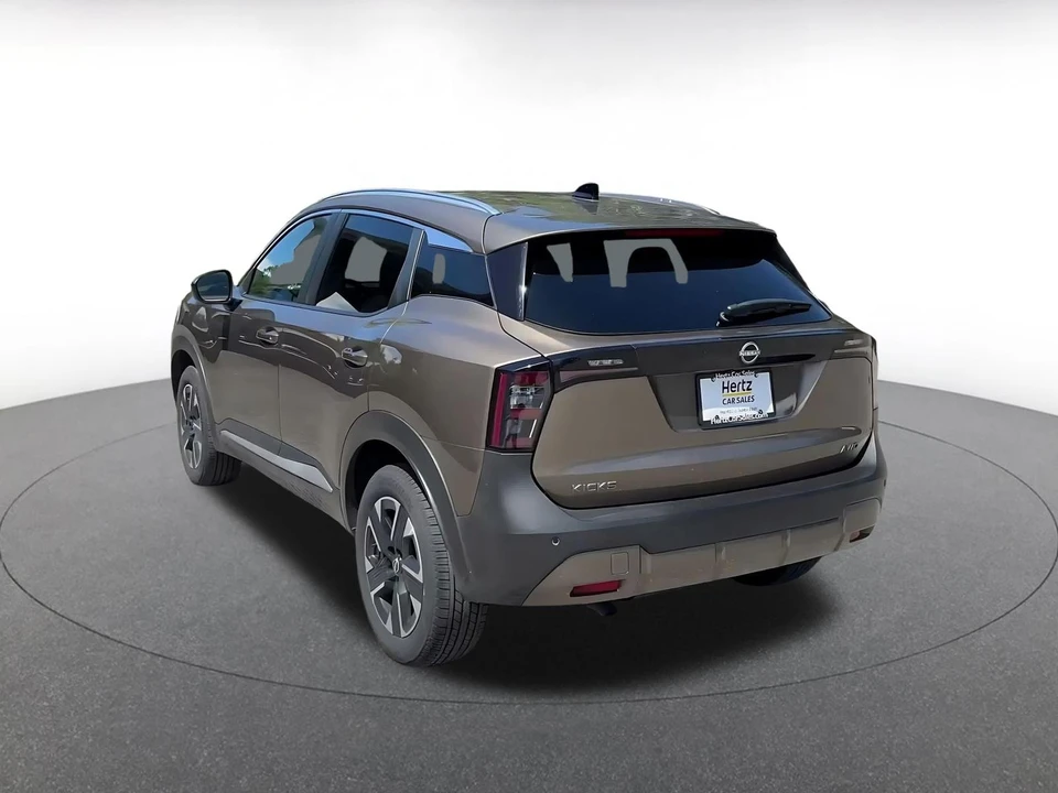 2026 Nissan Kicks - Image 11 of 31