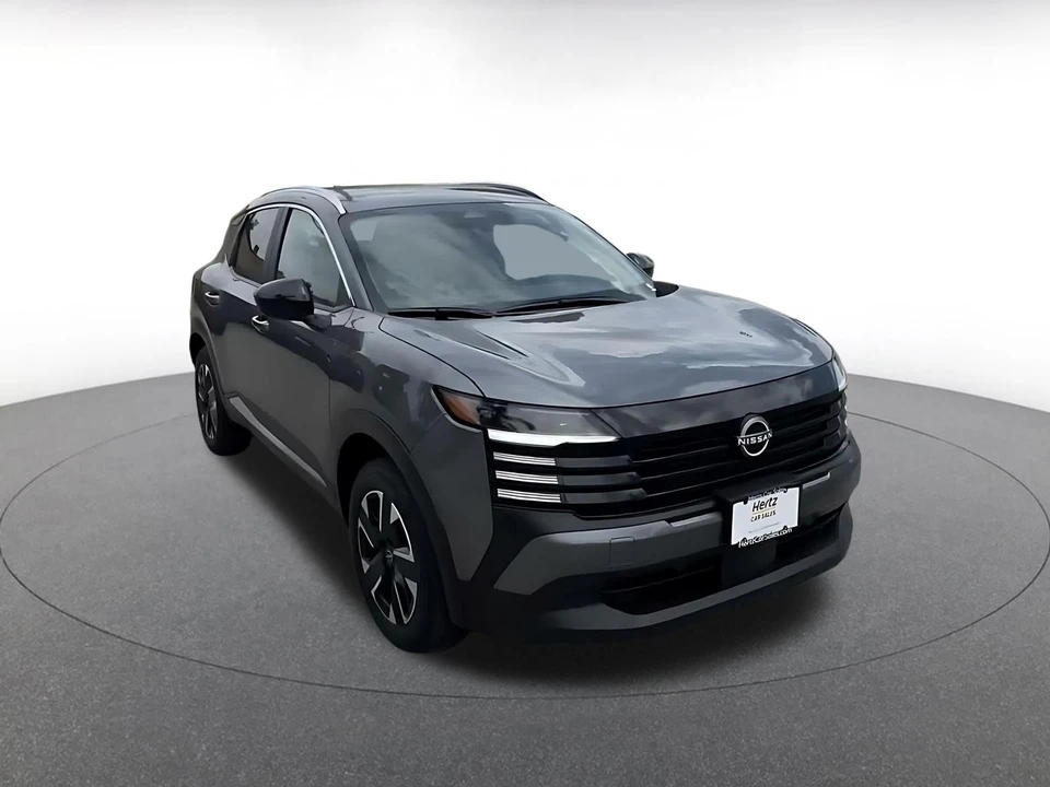 2026 Nissan Kicks - Image 3 of 31
