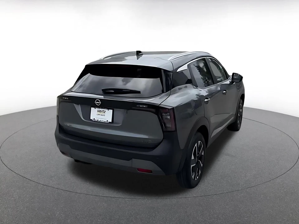 2026 Nissan Kicks - Image 15 of 31
