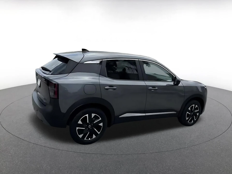 2026 Nissan Kicks - Image 16 of 31