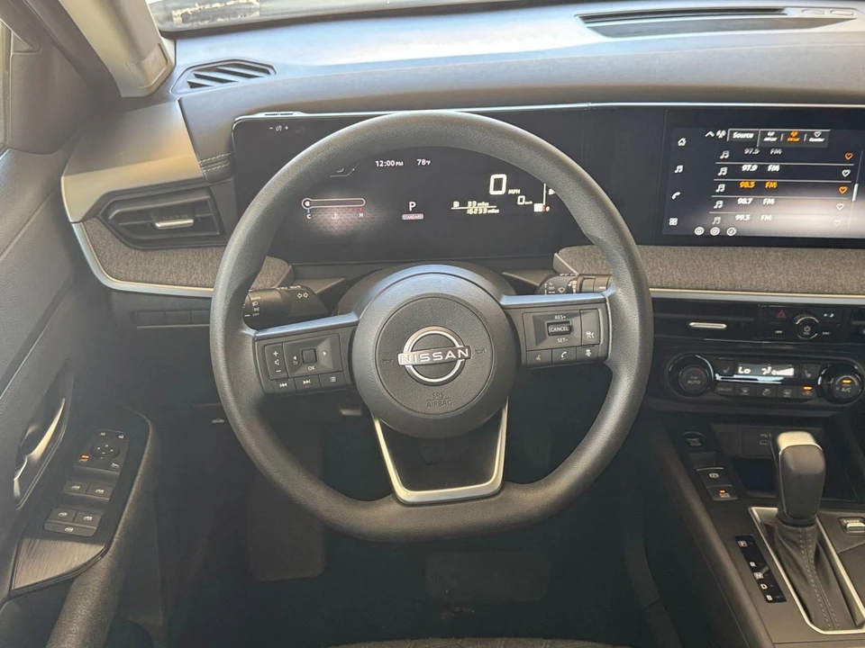 2026 Nissan Kicks - Image 28 of 31