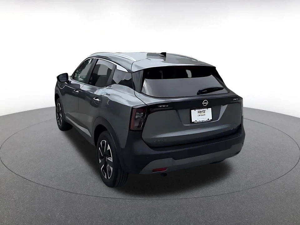 2026 Nissan Kicks - Image 12 of 31