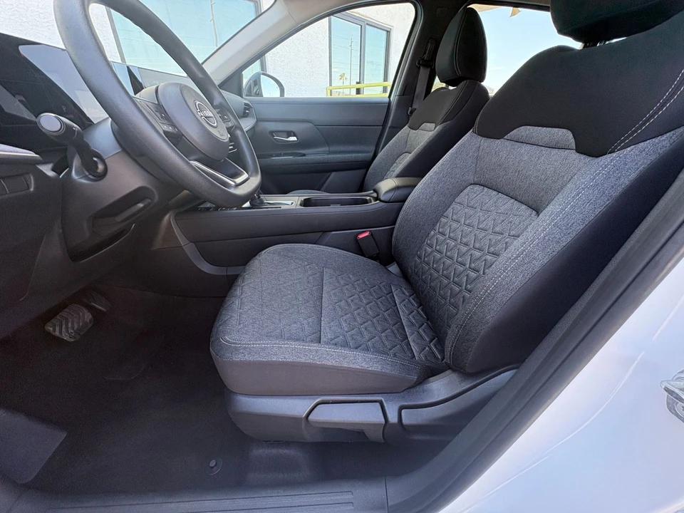 2026 Nissan Kicks - Image 27 of 31