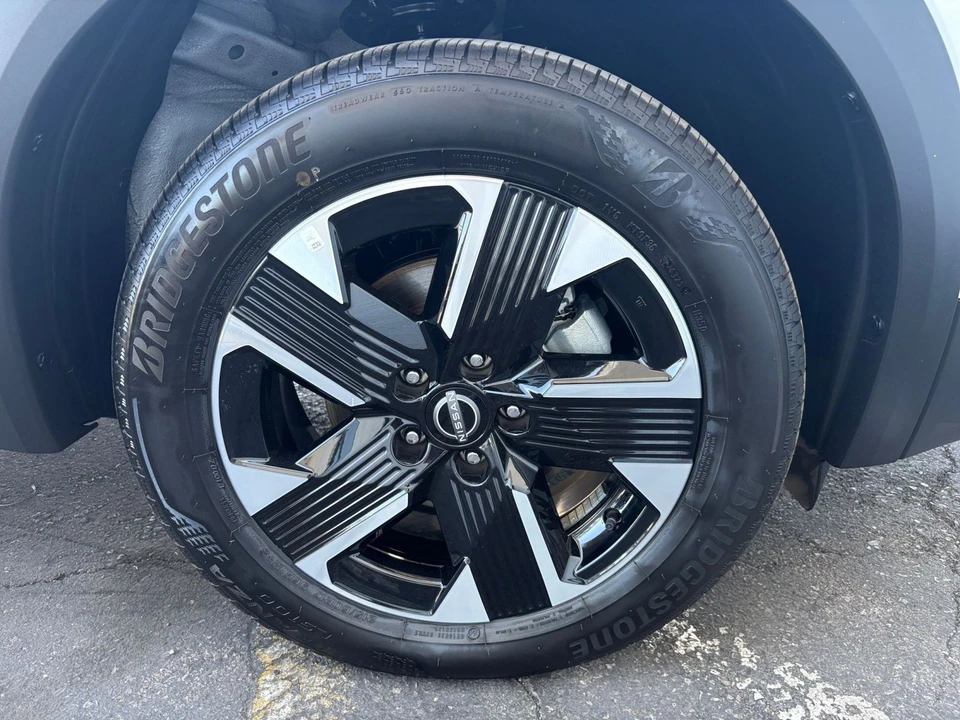 2026 Nissan Kicks - Image 30 of 31