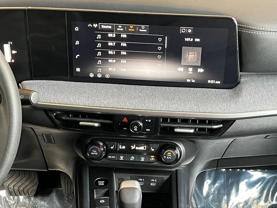 2026 Nissan Kicks - Image 18 of 31