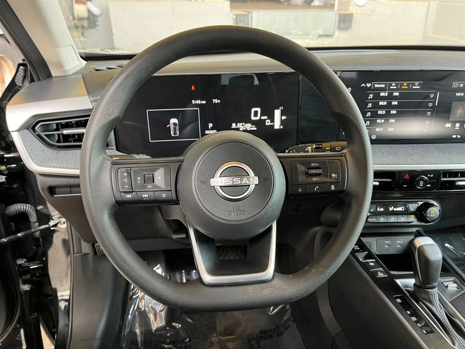 2026 Nissan Kicks - Image 26 of 31