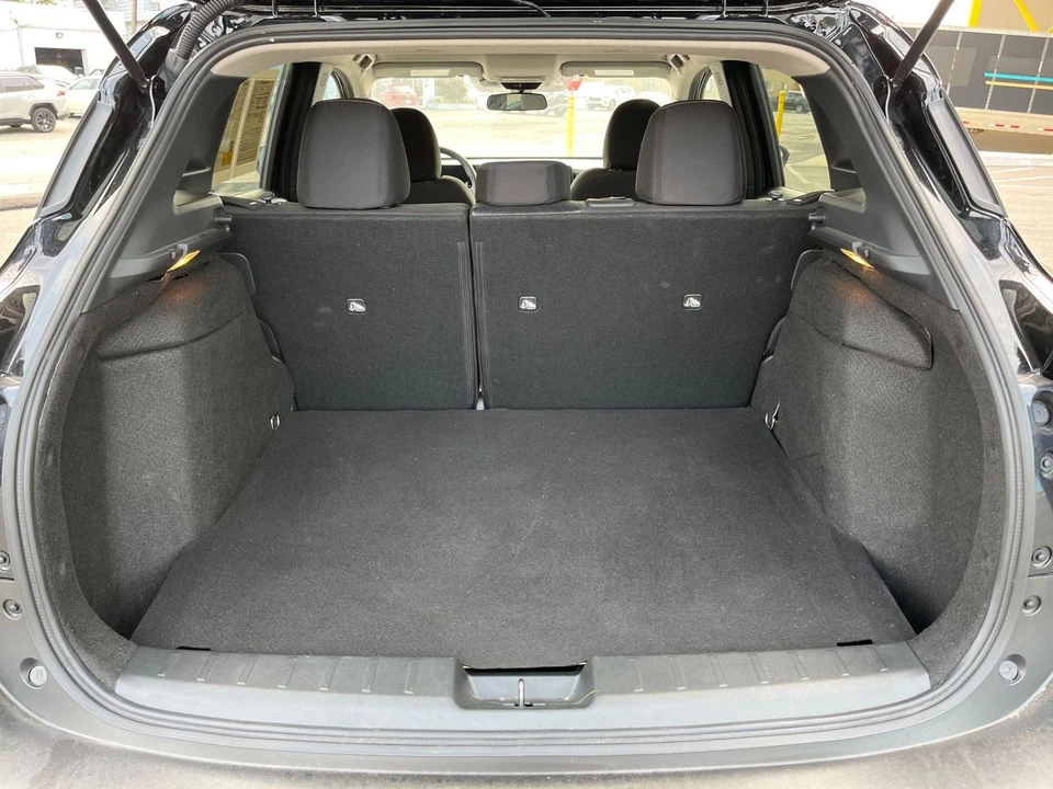 2026 Nissan Kicks - Image 29 of 31