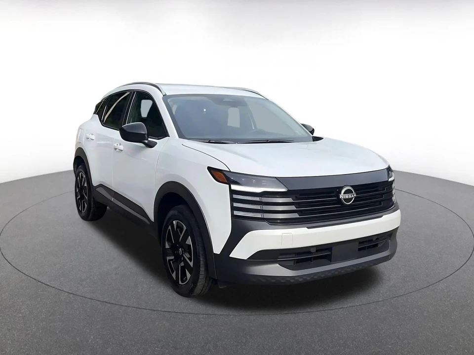 2026 Nissan Kicks - Image 3 of 31