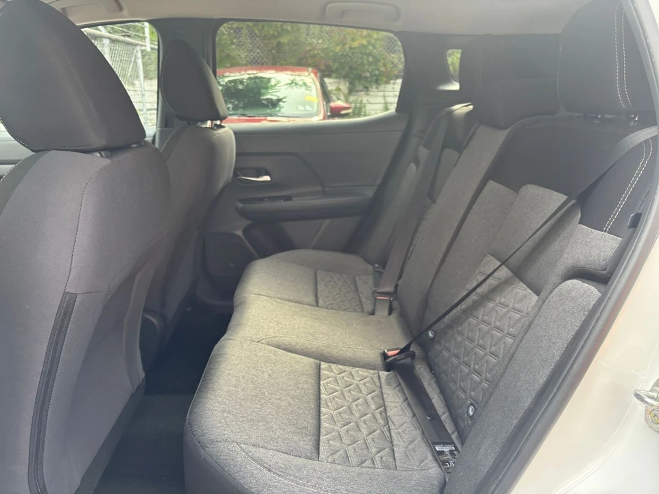 2026 Nissan Kicks - Image 26 of 31
