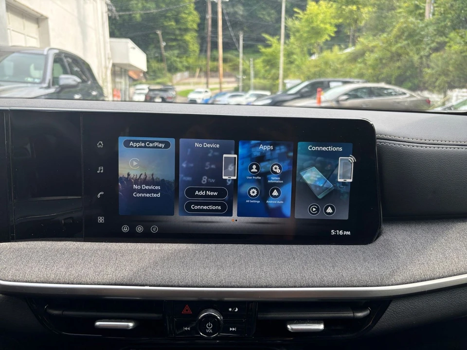2026 Nissan Kicks - Image 22 of 31