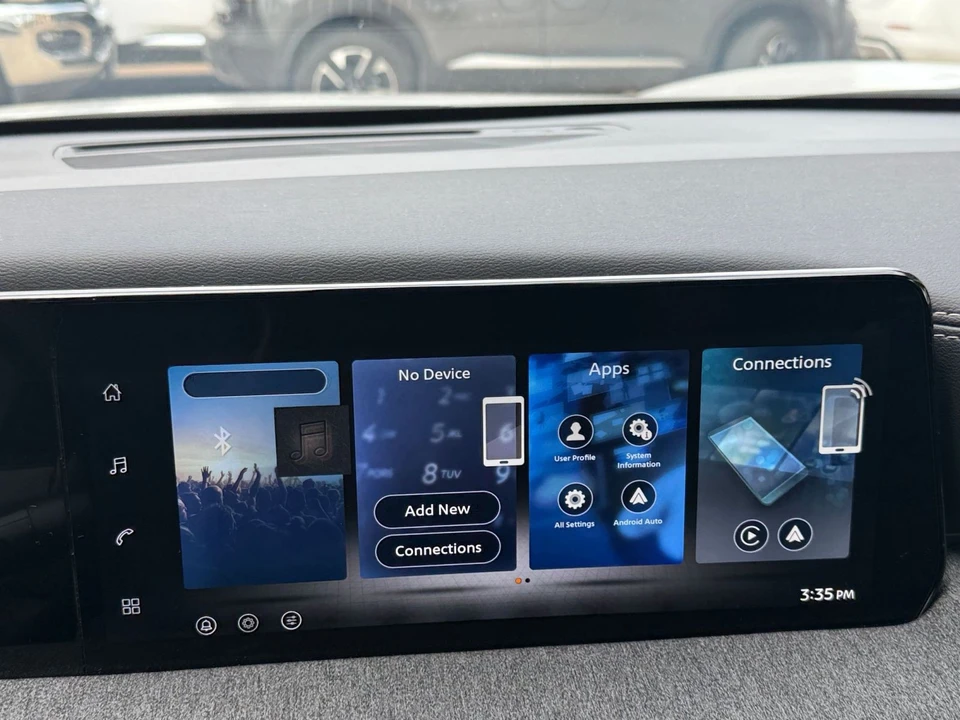 2026 Nissan Kicks - Image 21 of 31