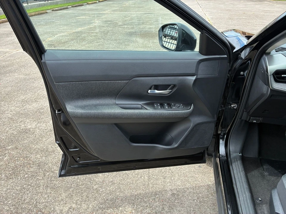 2026 Nissan Kicks - Image 20 of 31