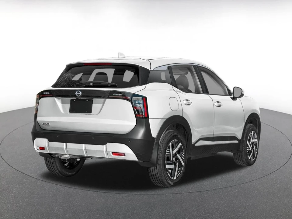 2026 Nissan Kicks - Image 2 of 15