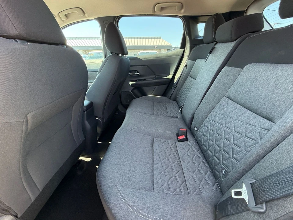 2026 Nissan Kicks - Image 26 of 31