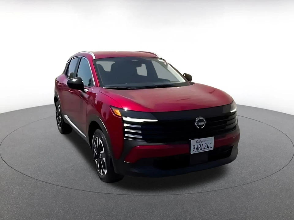 2026 Nissan Kicks - Image 11 of 31