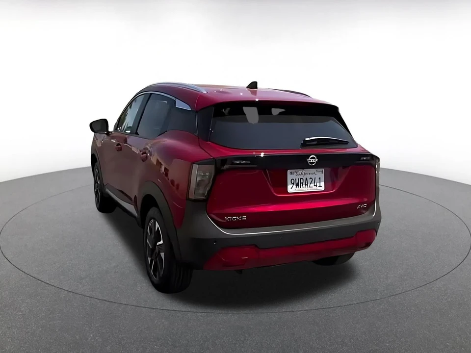 2026 Nissan Kicks - Image 13 of 31