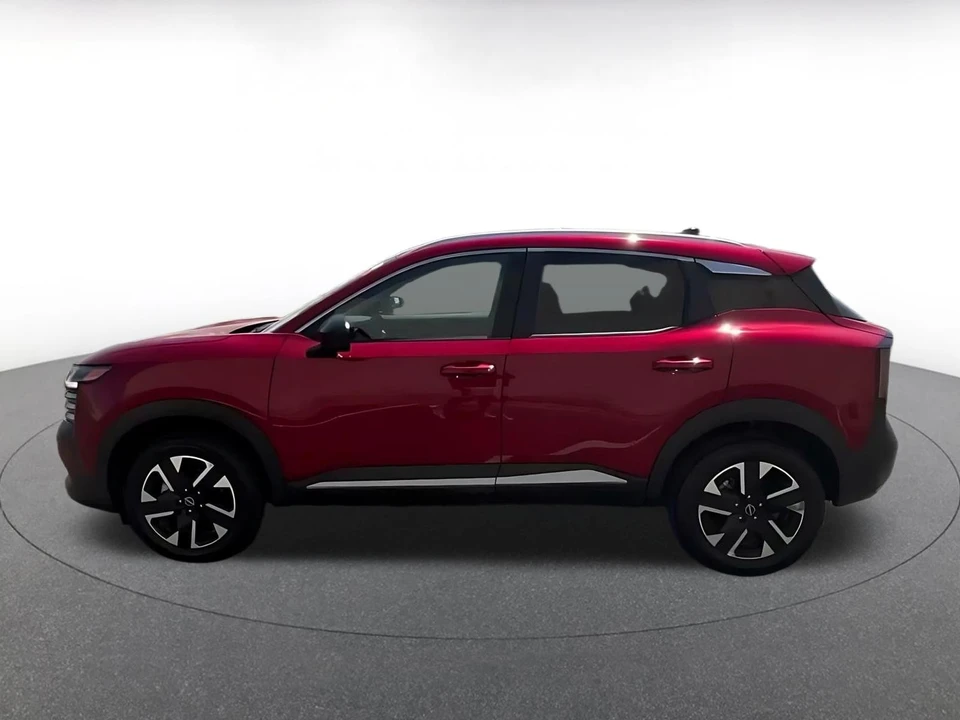 2026 Nissan Kicks - Image 9 of 31