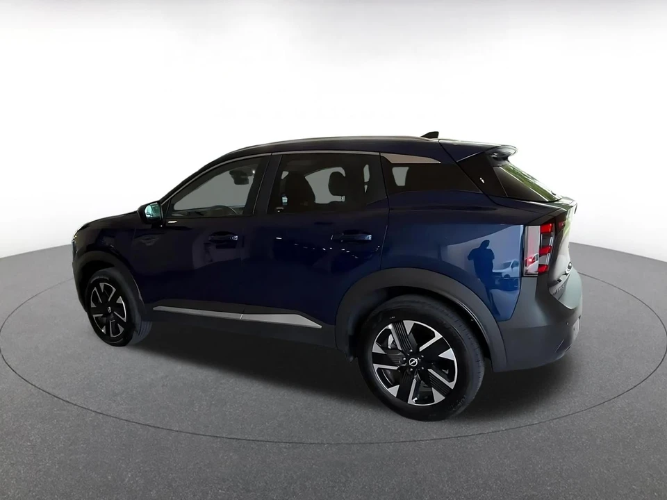 2026 Nissan Kicks - Image 11 of 31