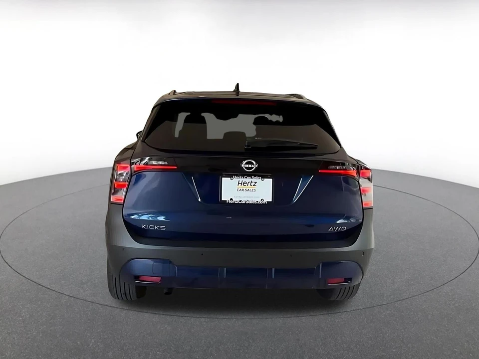 2026 Nissan Kicks - Image 14 of 31