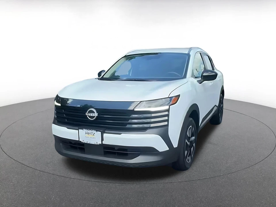 2026 Nissan Kicks - Image 7 of 31