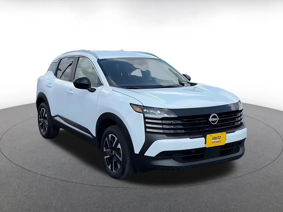 2026 Nissan Kicks - Image 3 of 31