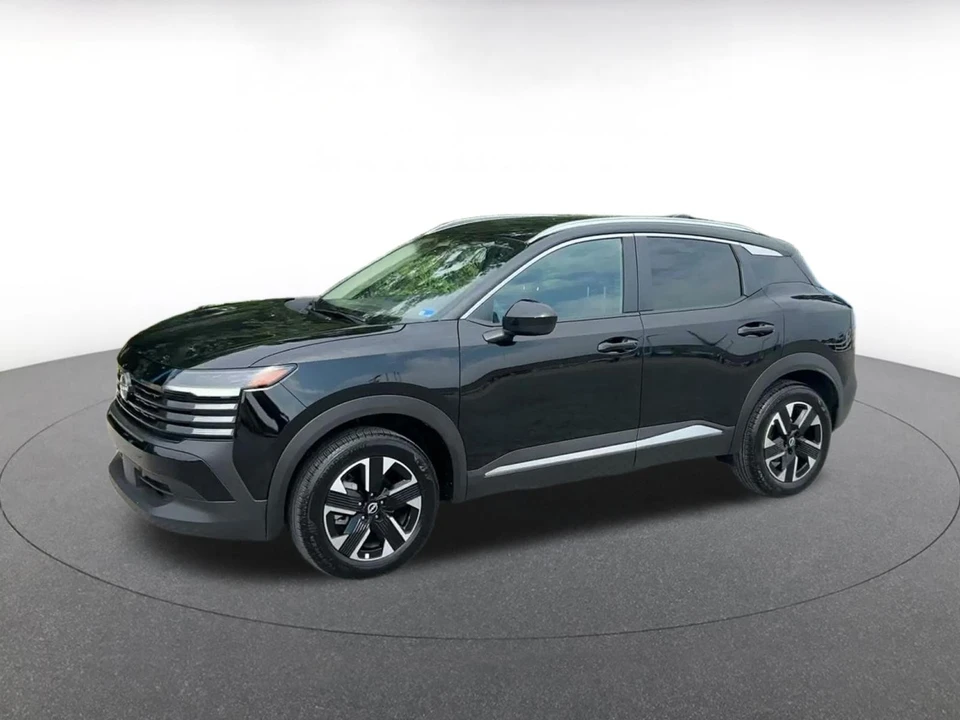 2026 Nissan Kicks - Image 8 of 31