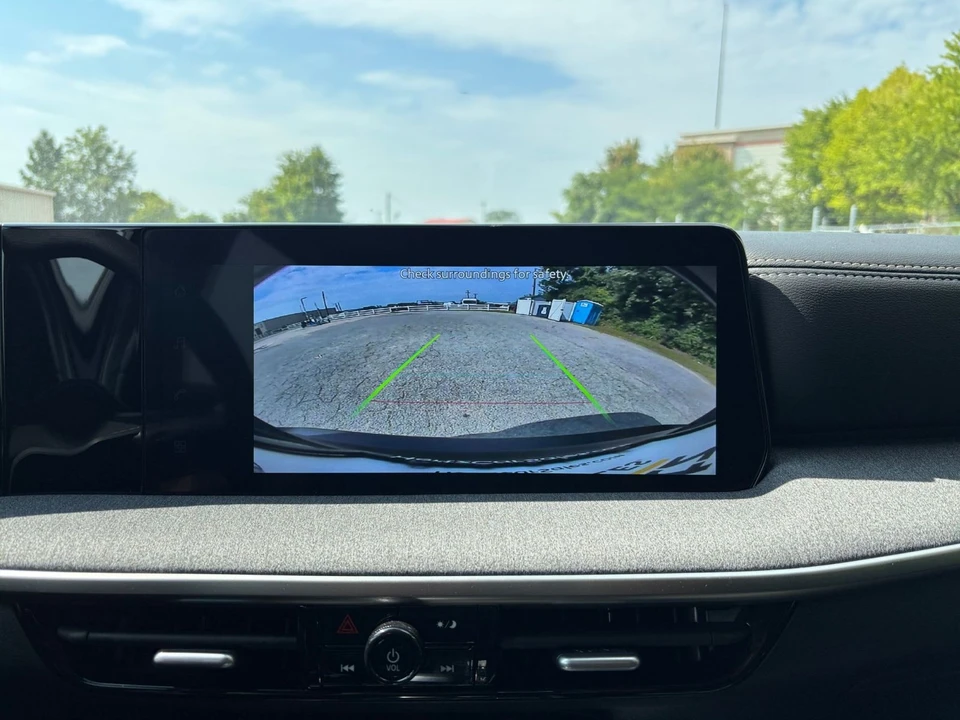2026 Nissan Kicks - Image 23 of 31