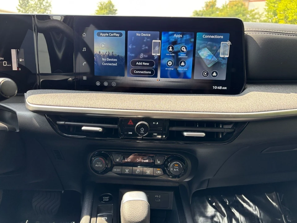 2026 Nissan Kicks - Image 18 of 31