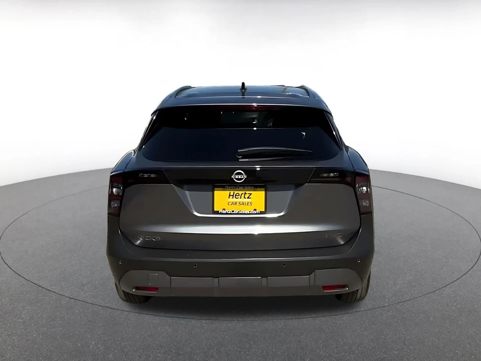 2026 Nissan Kicks - Image 7 of 31