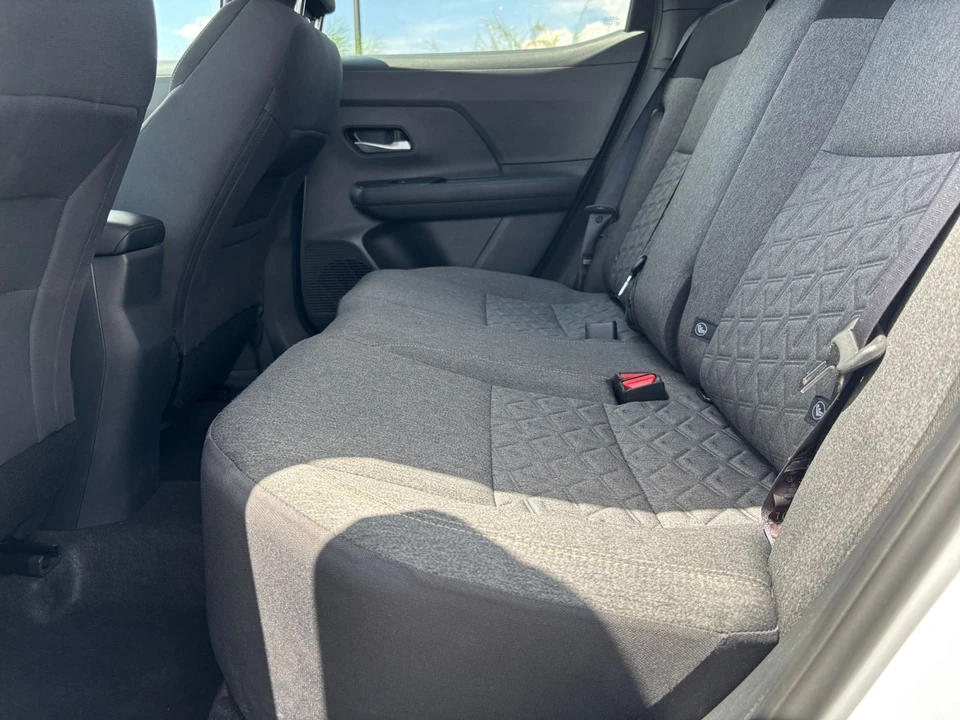 2026 Nissan Kicks - Image 26 of 31