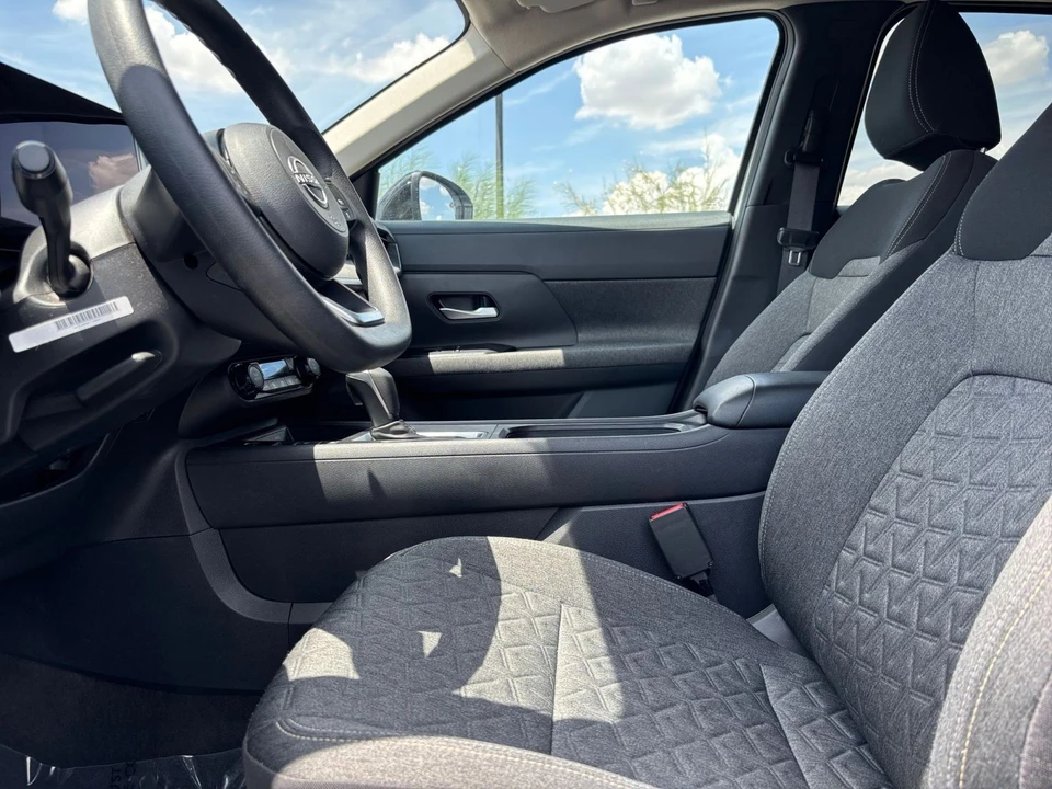 2026 Nissan Kicks - Image 27 of 31