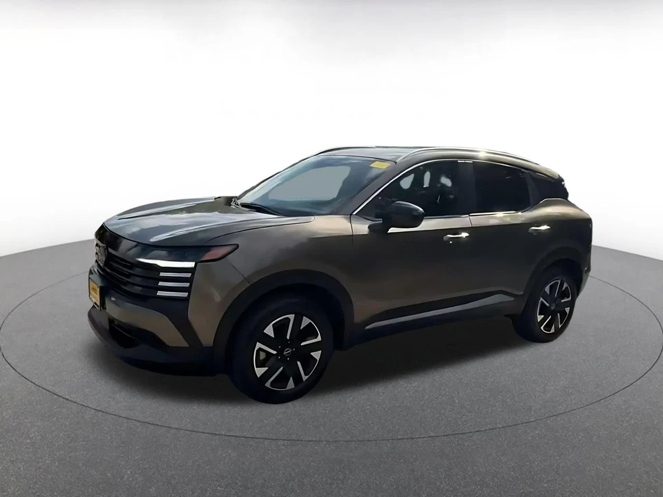 2026 Nissan Kicks - Image 8 of 31