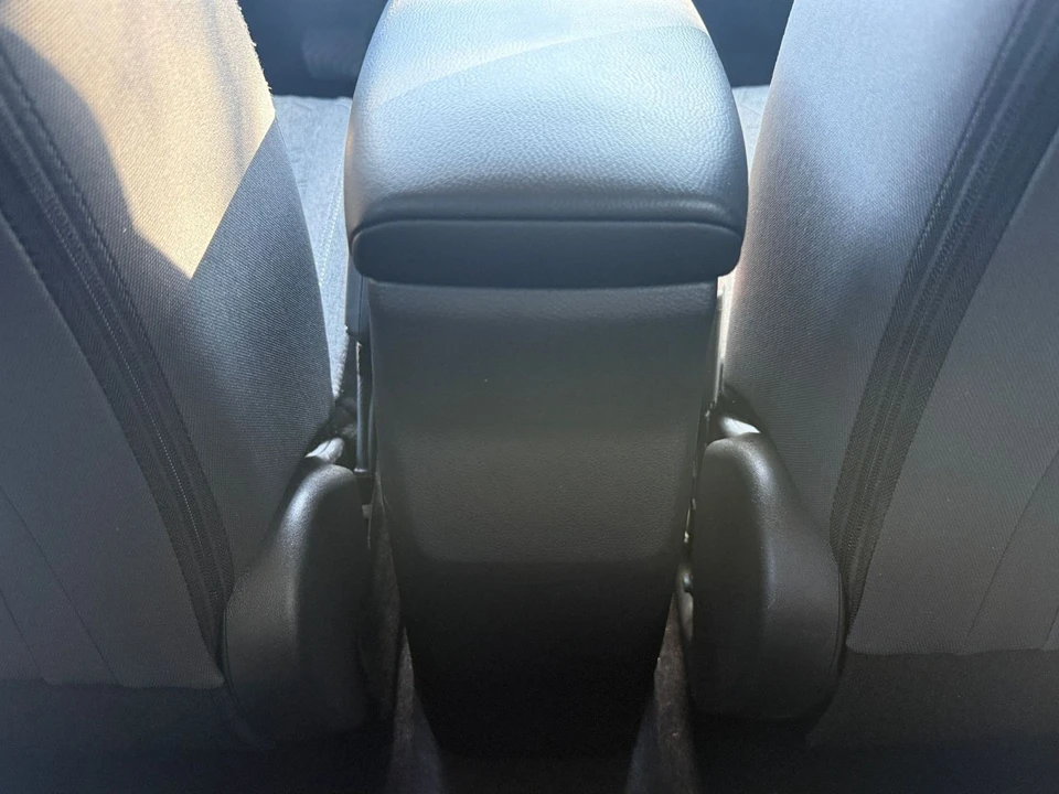 2026 Nissan Kicks - Image 24 of 31