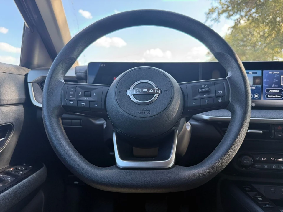 2026 Nissan Kicks - Image 30 of 31