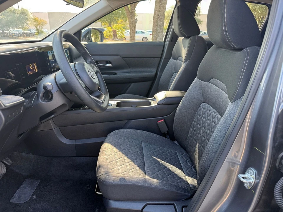 2026 Nissan Kicks - Image 29 of 31
